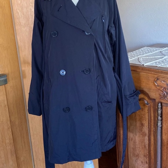 SANYO New York Blue Navy Trenchcoat - Picture 7 of 13